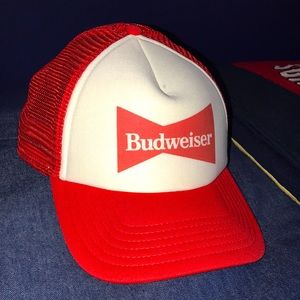 BRAND NEW BUDWEISER BEER HAT (KING OF BEER)